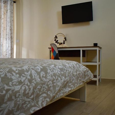 Dimora Normanna Bed & Breakfast Aversa Ngoại thất bức ảnh